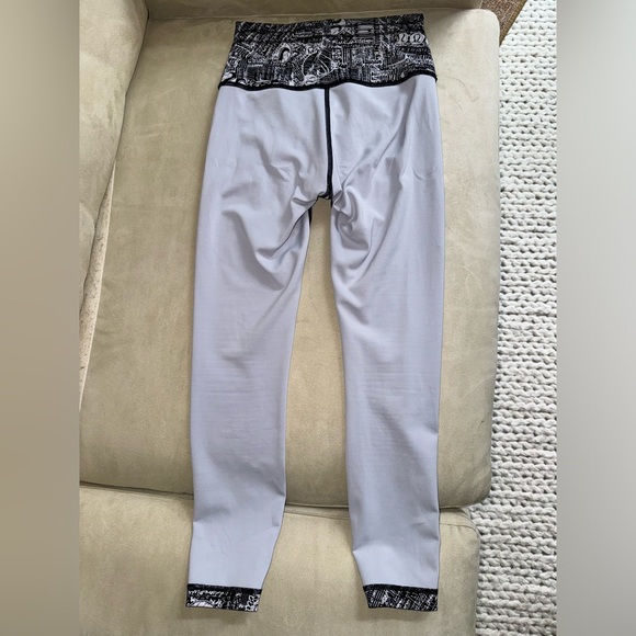 25.5” Lululemon Wunder Train HighRise Tight Tear It Up Alpine White Black Size 6 - Picture 13 of 16
